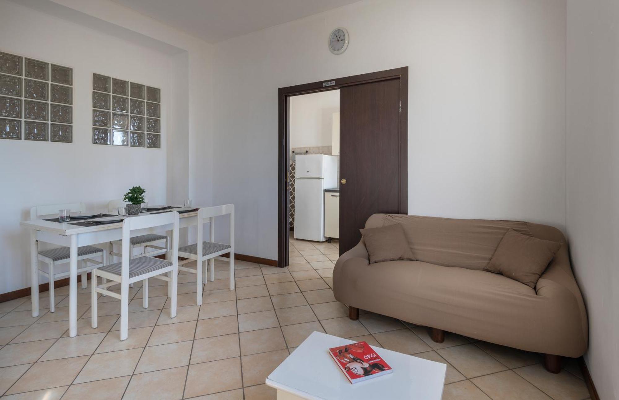 Stay House Mxp Airport Gallarate Buitenkant foto